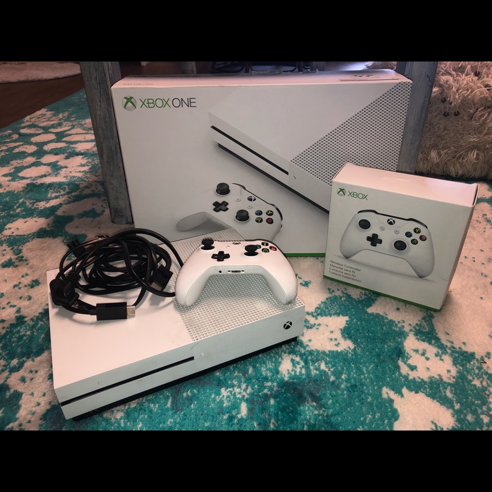 Xbox One and 2 controllers.